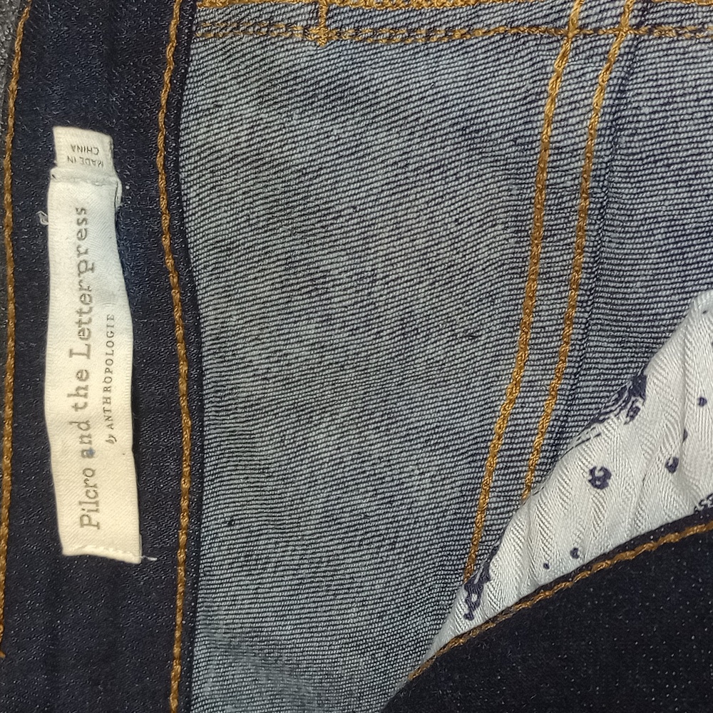 PILCRO BY ANTHROPOLOGY DARK WASH DENIM HIGH RISE BOOTCUT JEANS WITH SIDE BUTTONS - Picture 11 of 15